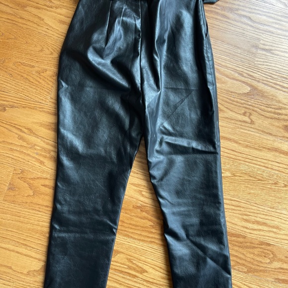 MAJORELLE - Christopher Pant - Like New! Size M - Picture 8 of 9